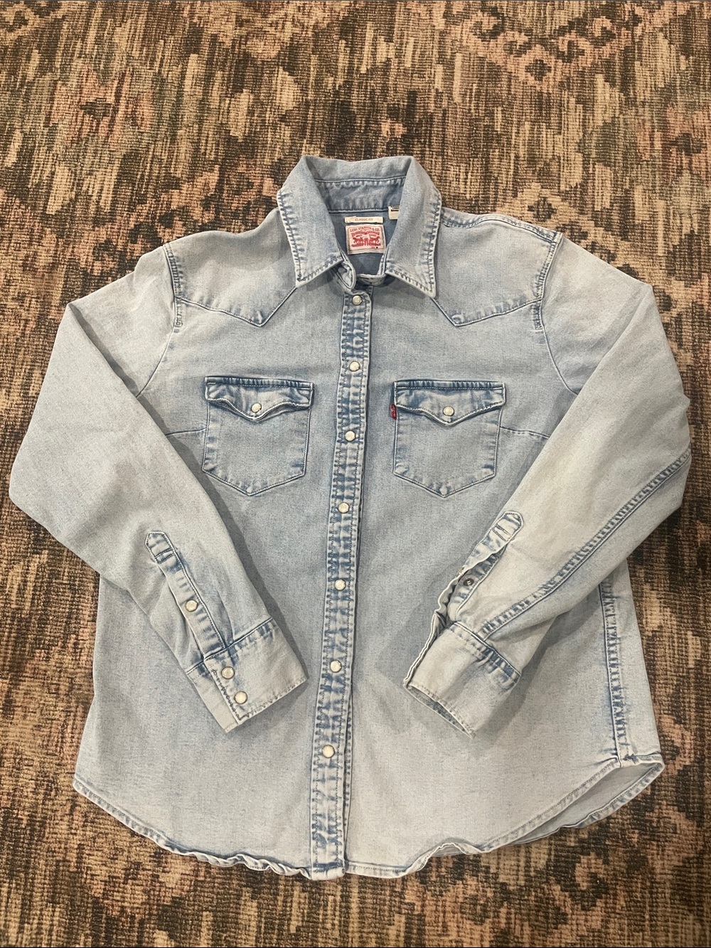 Levi's Women’s Light Wash Denim Western Shirt